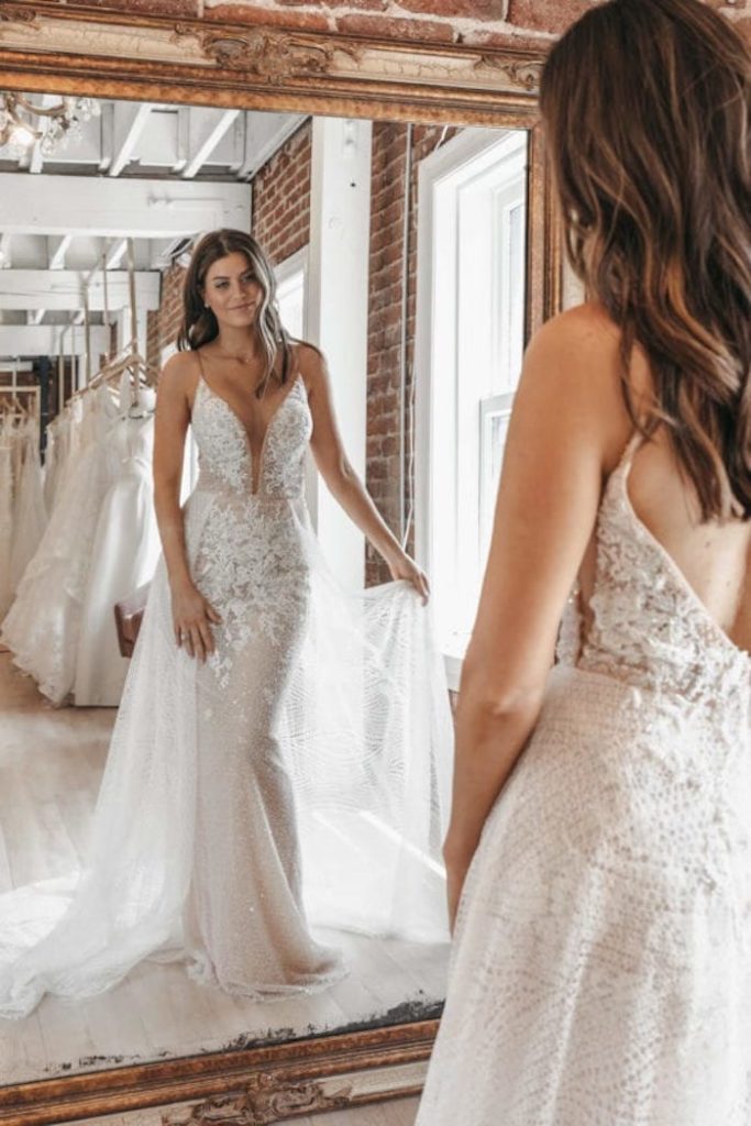 How to Choose your Wedding Dress Style