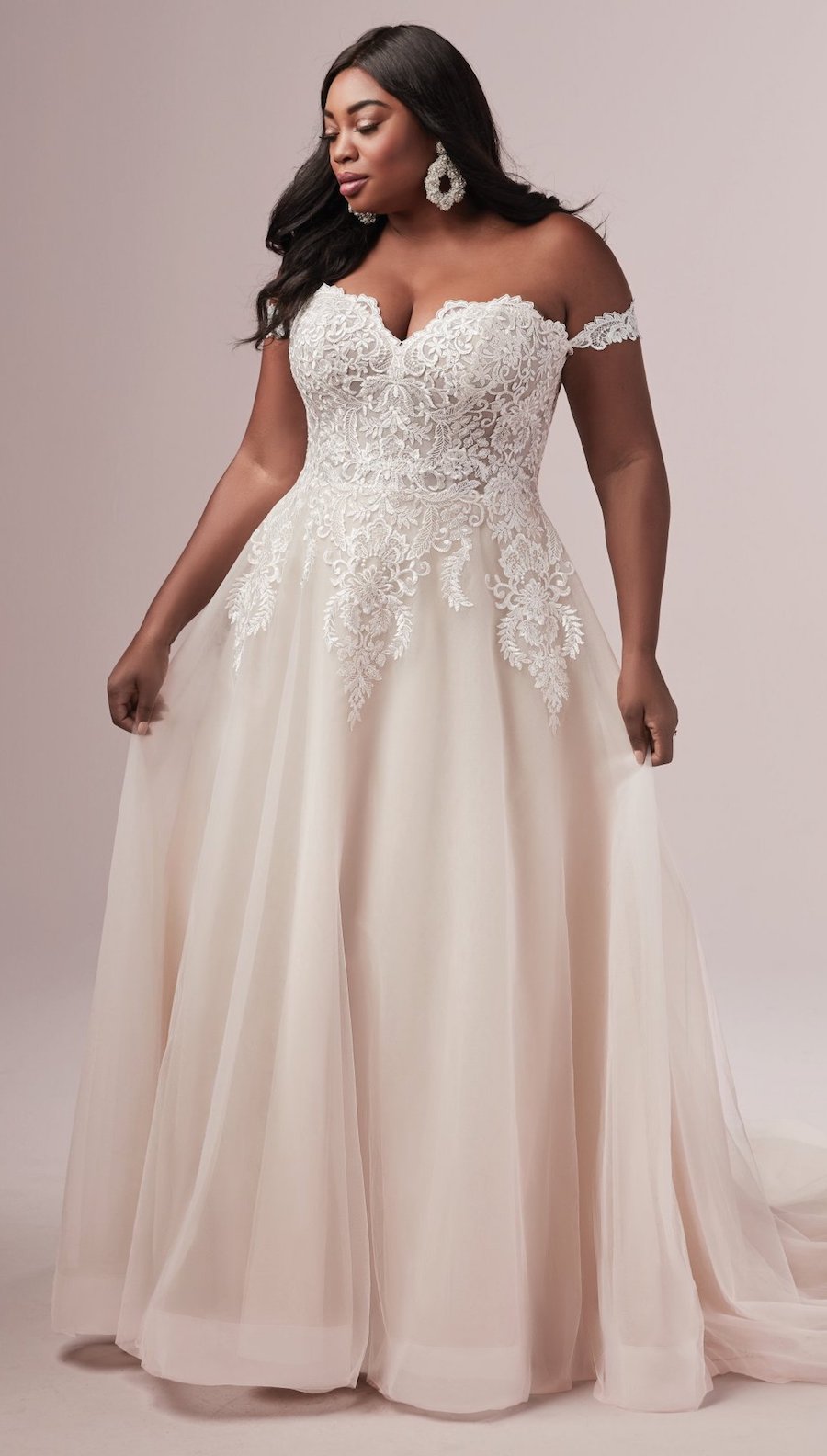 12 Gorgeous Plus Size Wedding Dresses For The Curvy Bride